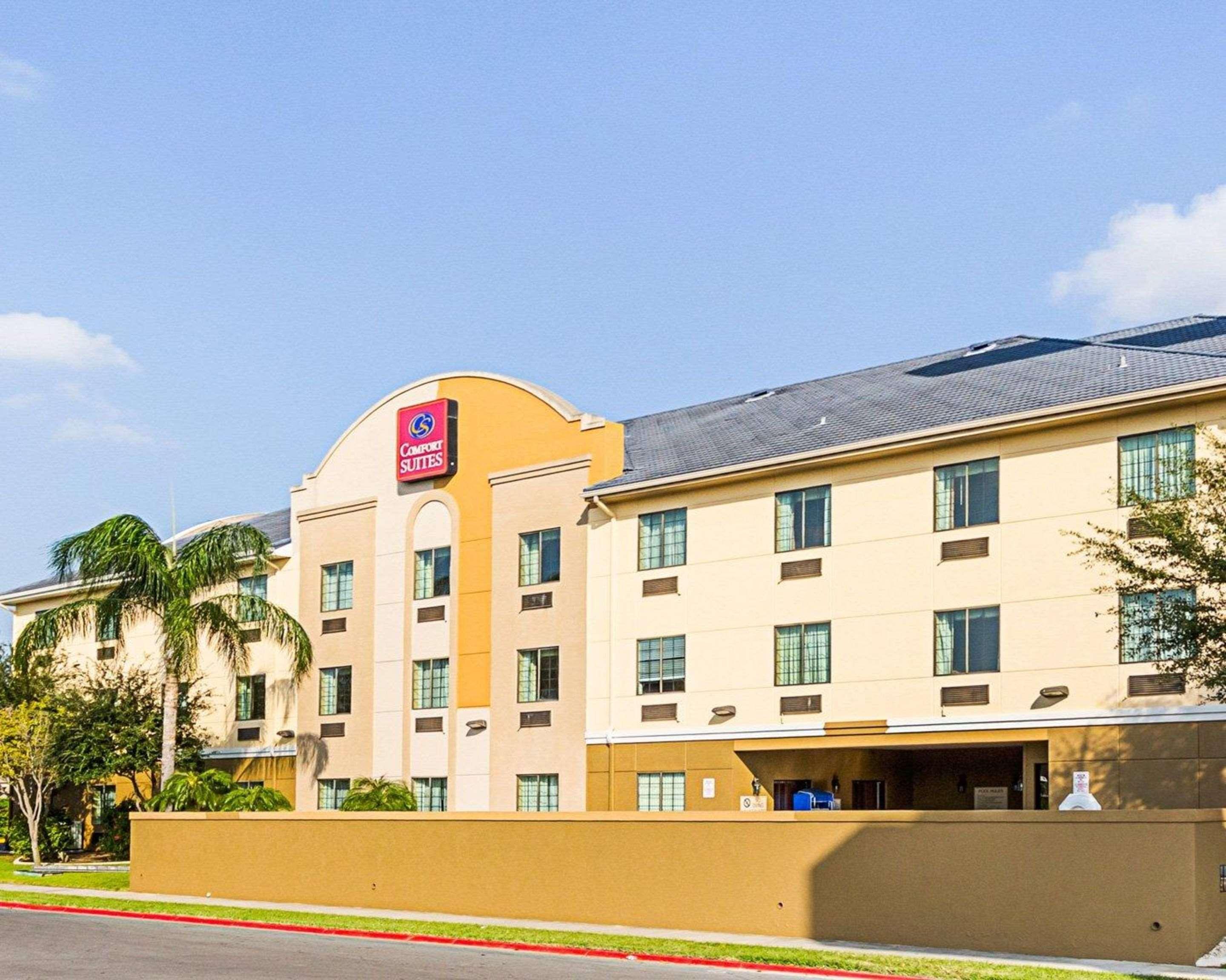 Comfort Suites At Plaza Mall McAllen Exterior photo